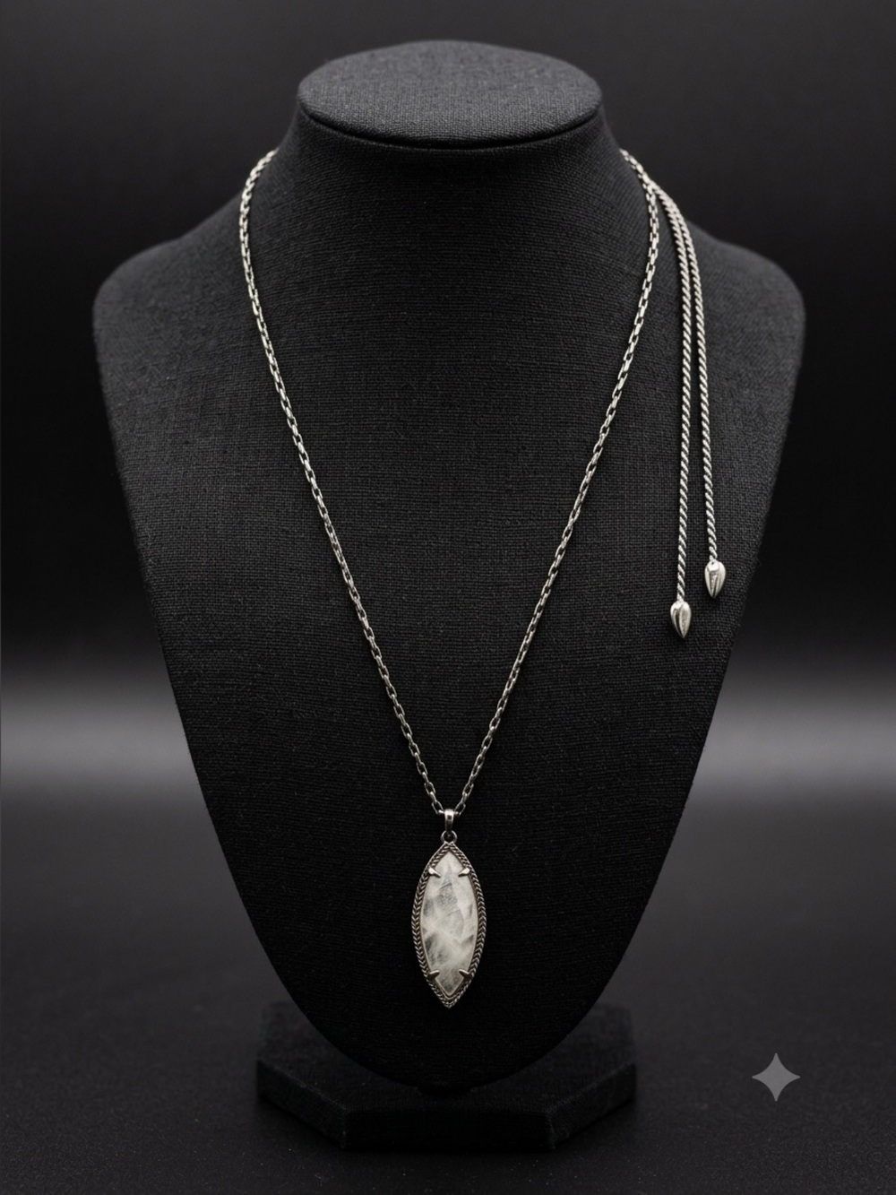 Kendra Scott Milla Mother Of Pearl Silver Tone Necklace 1813